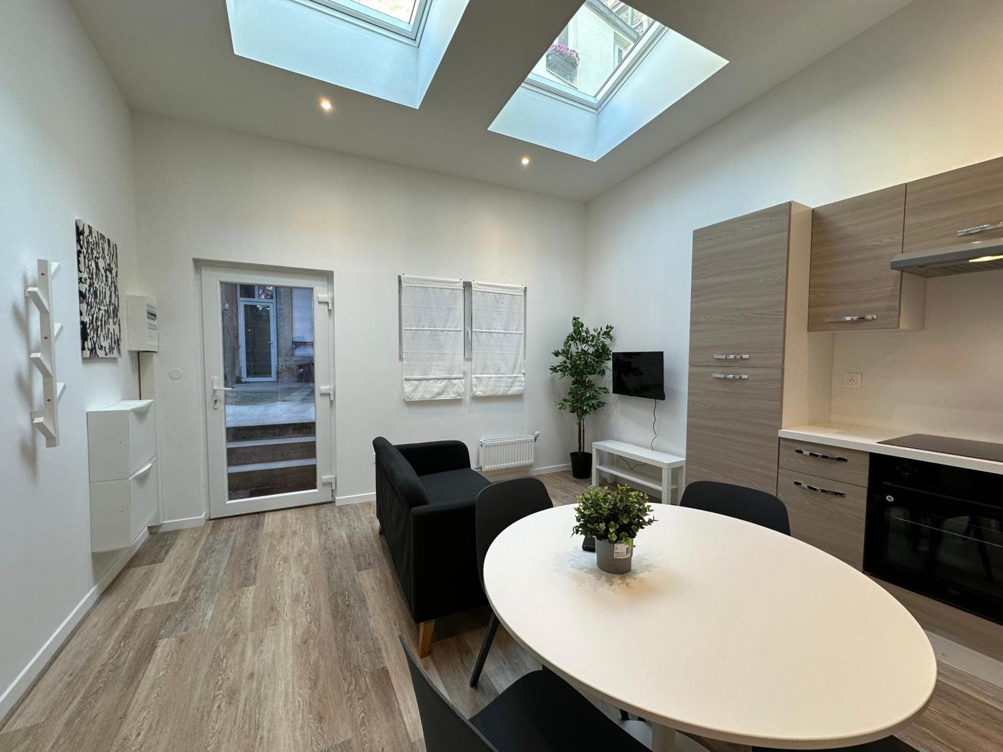 Maisonnette Cathedrale Apartment *